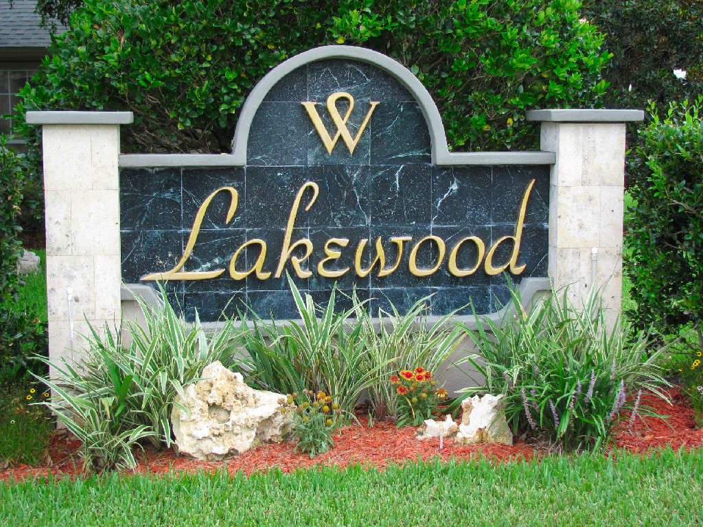 Lakewood at Windsor Parke
